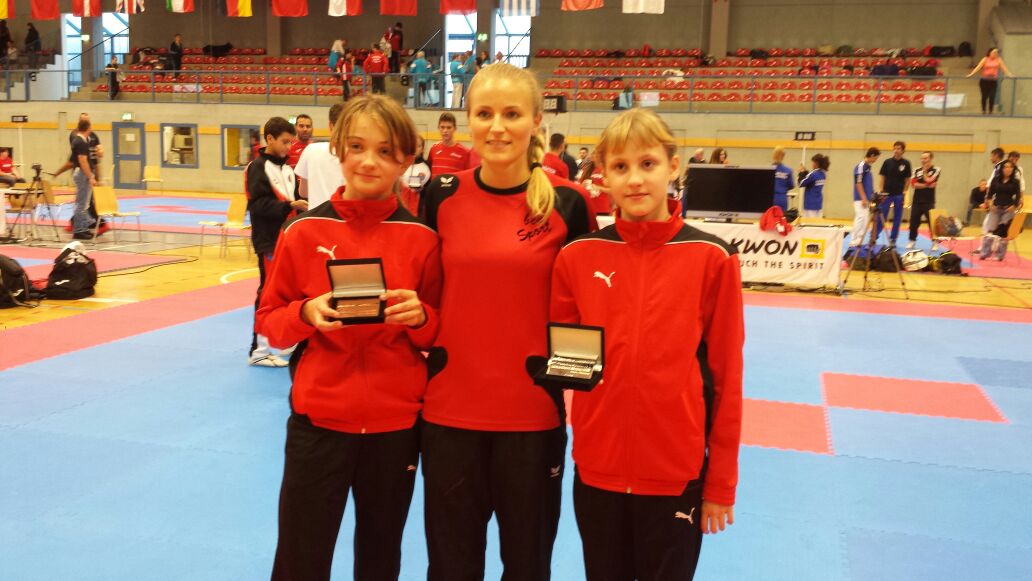 Laura Goebel, Katarina Bormann und Melanie Hartung auf den NRW Masters in Bonn